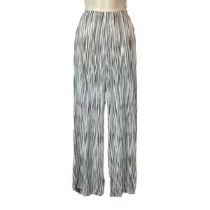 Chicos Travelers Striped Shades of Gray Palazzo Wide Leg Pants Sz 0 Reg (S/4)